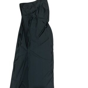 Elegant Black Strapless Gown